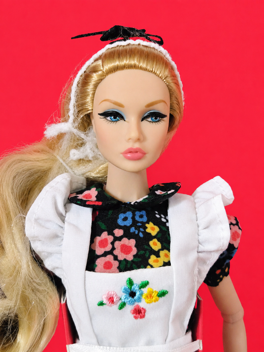Poppy Parker So Curious Doll – 2022 W Club Exclusive