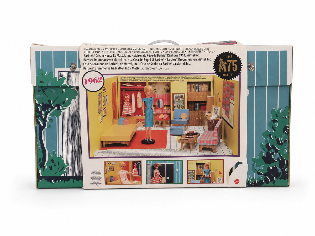 Mattel Barbie 1962 Dream House reproduction GNC38 75th Anniversary collector set with original blonde Barbie doll