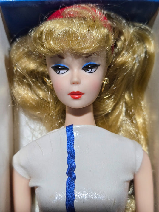 Barbie Swings in London – 1997 Barbie Collector Club of Great Britain Convention Doll – Limited Edition 137/140